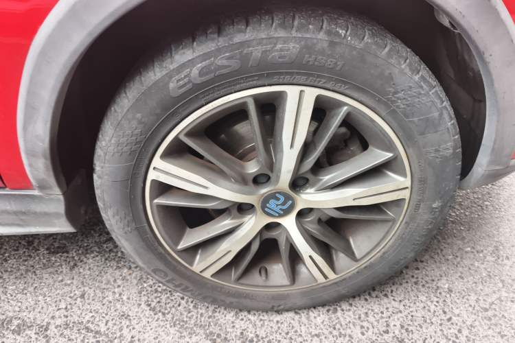 Used BYD Yuan New Energy 2018 EV360 Smart Connected Cool Model