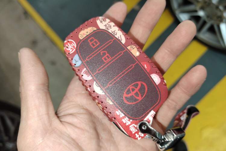 Used Toyota Wildlander 2024 Dual-Motor 2.5L E-CVT All-Wheel Drive Luxury PLUS Edition