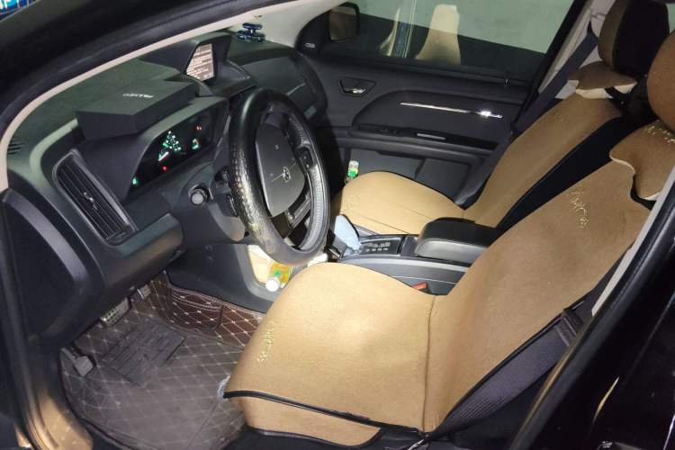 Used Dodge Journey 2009 2.7 Left Front Seat