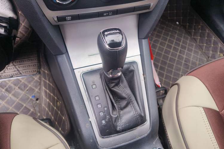 Used Skoda Octavia 2014 1.6L Automatic Yijie Edition