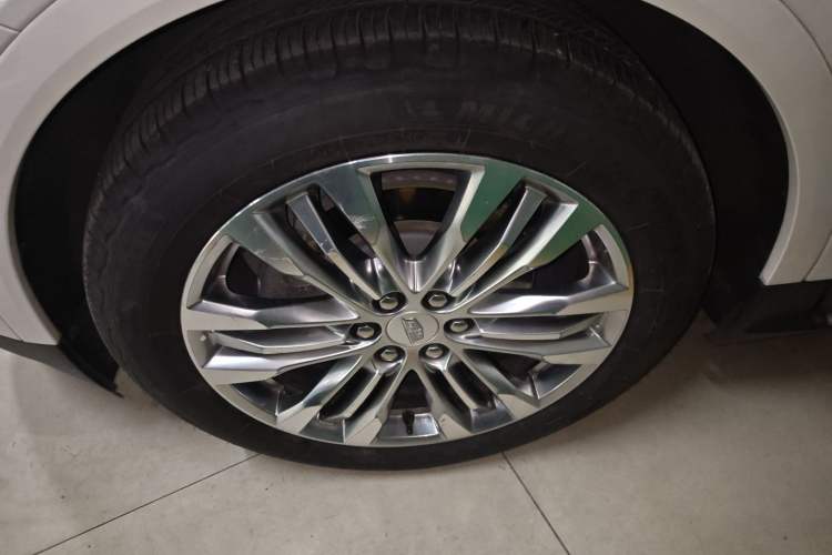 Used Cadillac XT5 2018 28E Four-Wheel Drive Leading Version
