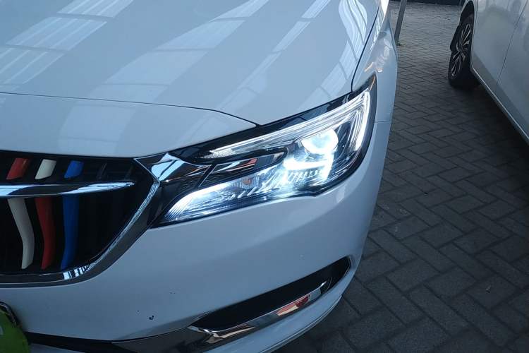 Used Buick GL6 2019 18T 6-Seater Connected Luxury Version China VI Standard
