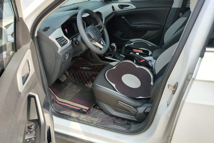 Used Volkswagen Tacqua 2021 1.5L Automatic Yue Zhi Lian Edition Driver Seat