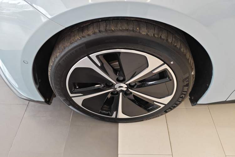 Used Nio ET5T 2023 75 kWh Touring