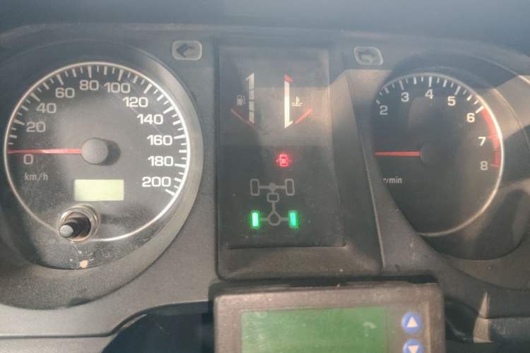 Used Leopaard Q6 2014 2.4L Four-Wheel Drive Version