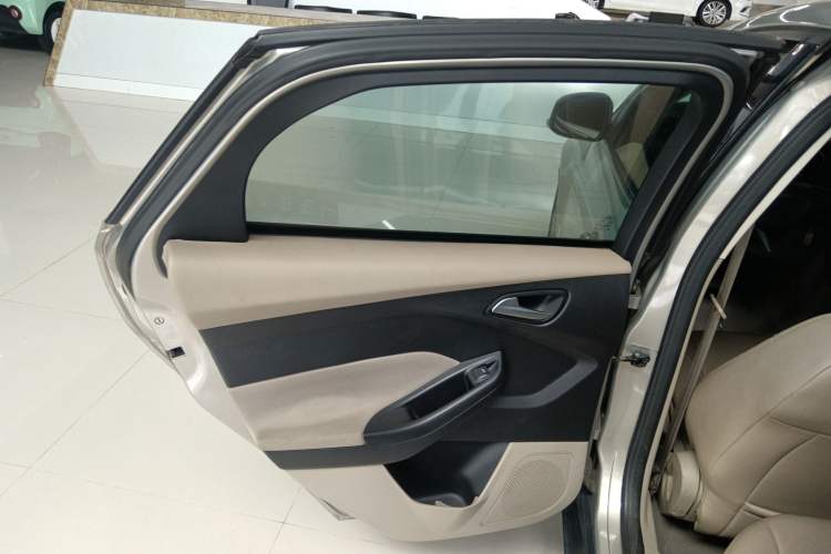 Used Ford Focus 2015 Sedan 1.6L Automatic Comfort Model