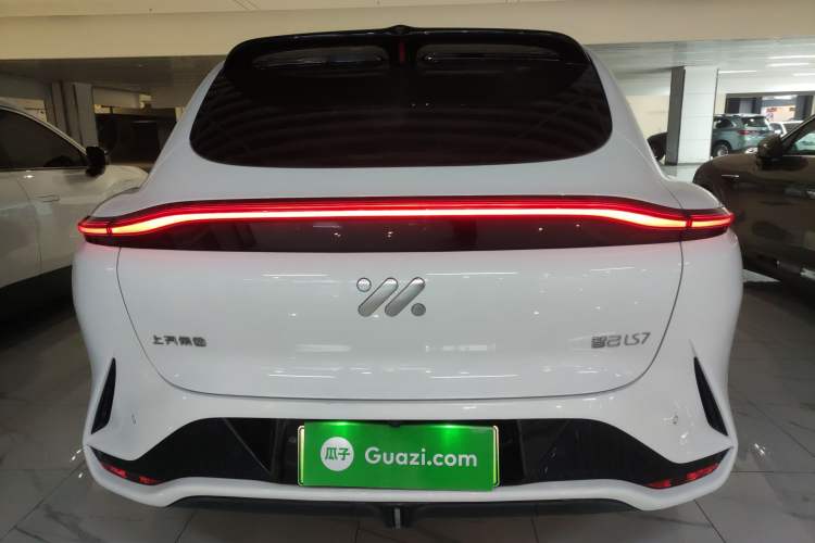 Used IM LS7 2024 90 kWh Max Elite Rear-Drive Version