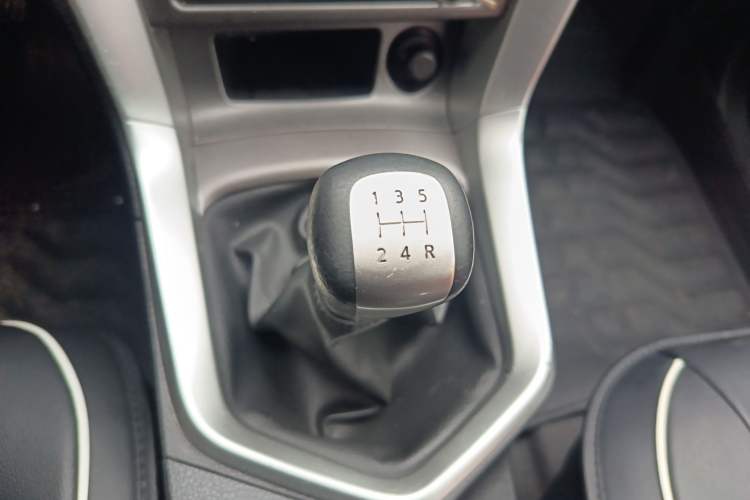 Used Venucia T70 2015 1.6L Manual Ruixing Edition