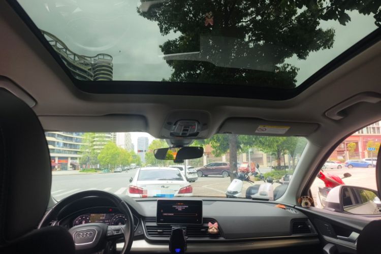 Used Audi Q5L 2020 Updated 40 TFSI Prestige Fashion Edition Headliner