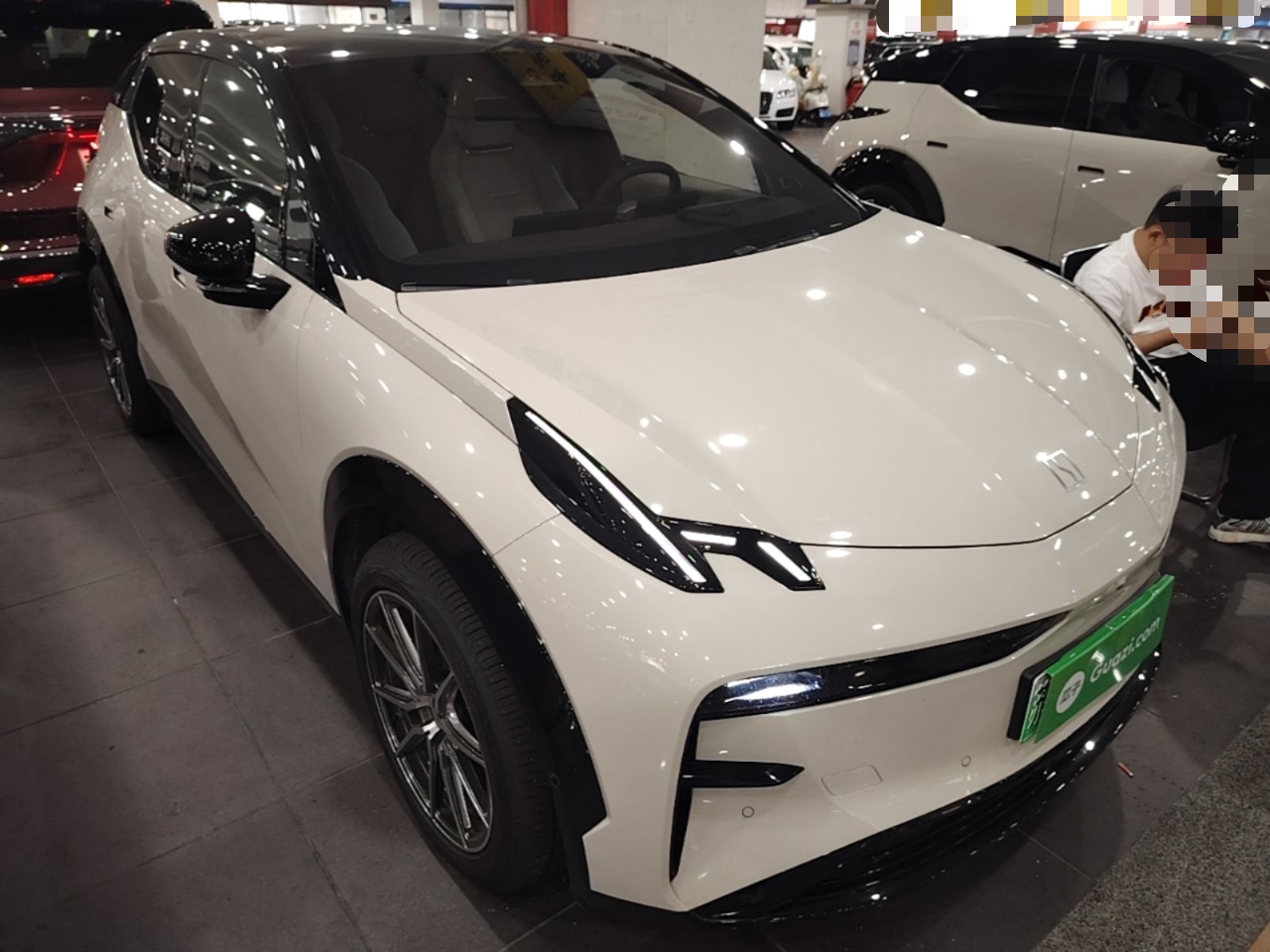 Zeekr X 2023 Four-Wheel Drive YOU Edition 4 Seats — снимка 3