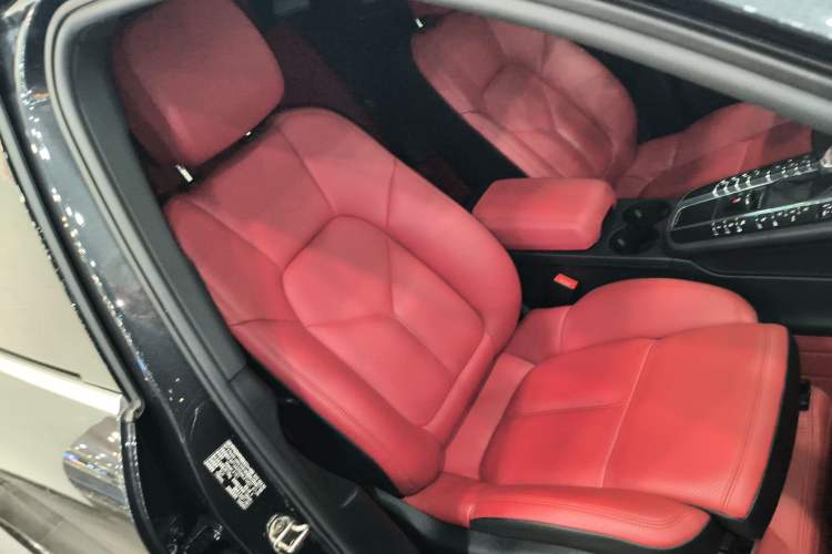 Used Porsche Macan 2021 Macan 2.0T