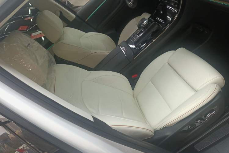 Used GAC Trumpchi E9 2025 E9 Superfast Charging – Master Series