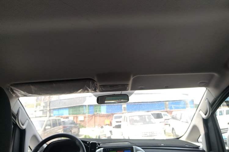 Used JAC Refine M3 2022 PLUS IKEA Edition 1.8L Comfort Version
