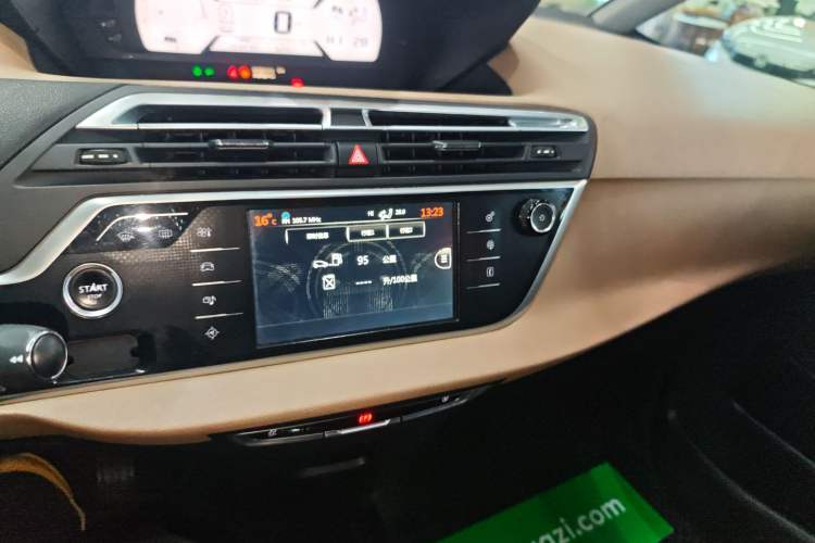 Used Citroen C4 Picasso 2015 Grand 1.6T Luxury 7-Seater