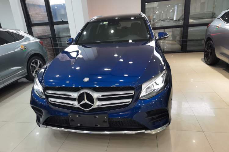 Used Mercedes-Benz GLC 2017 GLC 260 4MATIC Luxury Model