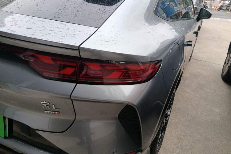 Used BYD Song L EV 2025 Intelligent Driving Version 602 km Range LiDAR-equipped All-Wheel-Drive Type
