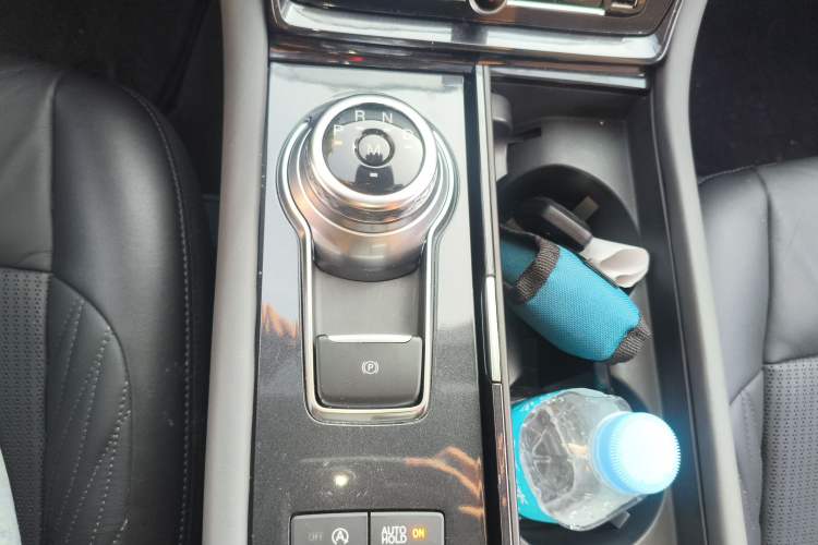 Used Ford Taurus 2019 EcoBoost 245 Vignale Deluxe Edition
