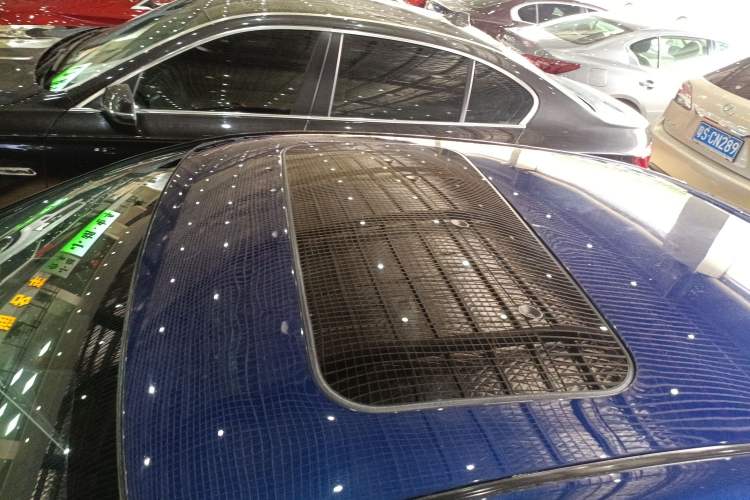 Used Infiniti Q50L 2018 2.0T Comfort Edition China VI Standard Roof