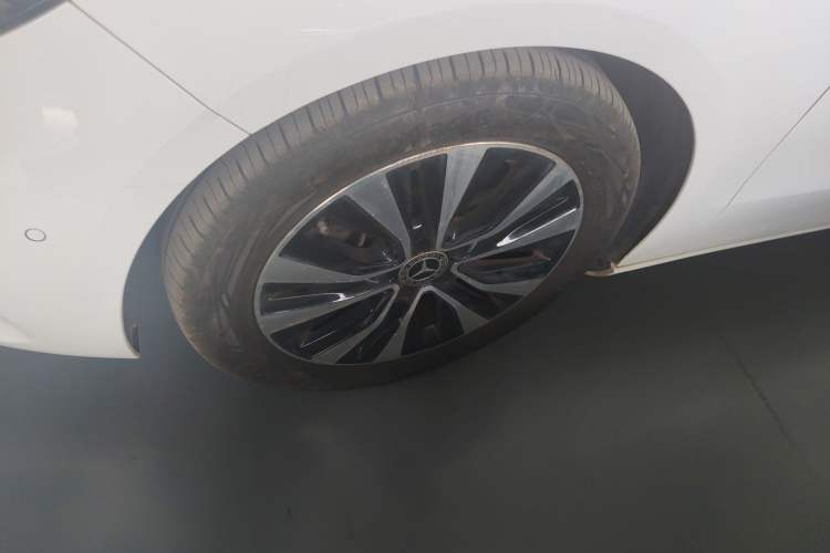 Used Mercedes-Benz B-Class 2022 Revised B 200 Dynamic Edition Left Front Wheel Hub