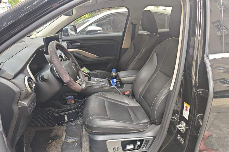 Used Wey VV6 2021 2.0T Two-Wheel Drive Smart Plus