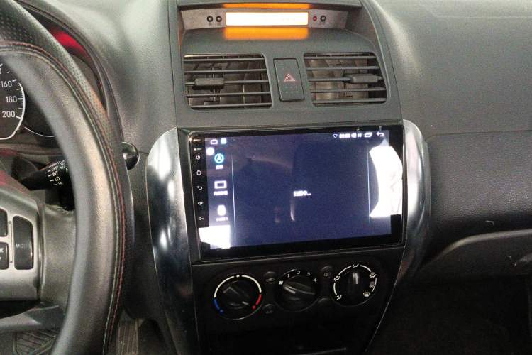 Used Suzuki SX4 2011 Revised Version 1.6L Automatic Comfort Edition Audio And AC Panel