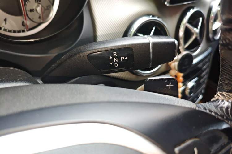 Used Mercedes-Benz GLA 2015 GLA 220 4MATIC Fashion Model
