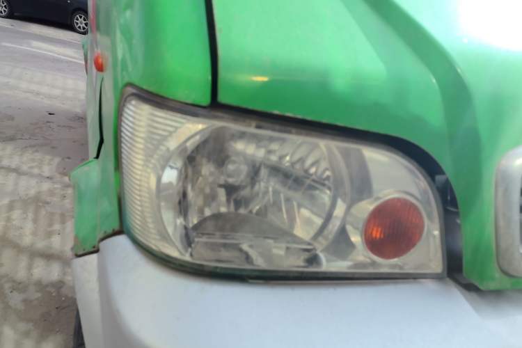 Used Dongfeng Xiaokang K07II 2013 1.0L Base Version Right Front Headlight