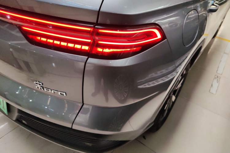 Used BYD Song Pro New Energy 2024 HONOR Edition DM-i 71KM Navigation Model