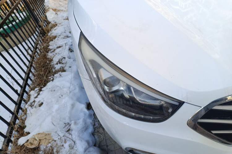 Used Hyundai ix35 2015 2.0L Automatic 2WD Smart Version China V Standard
