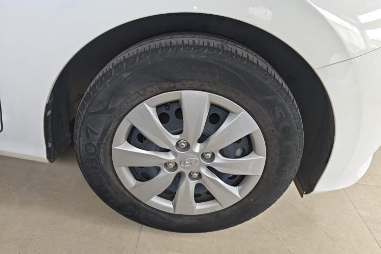 Used Hyundai Verna (older generation) 2020 1.4L Manual GL Refreshed Edition
