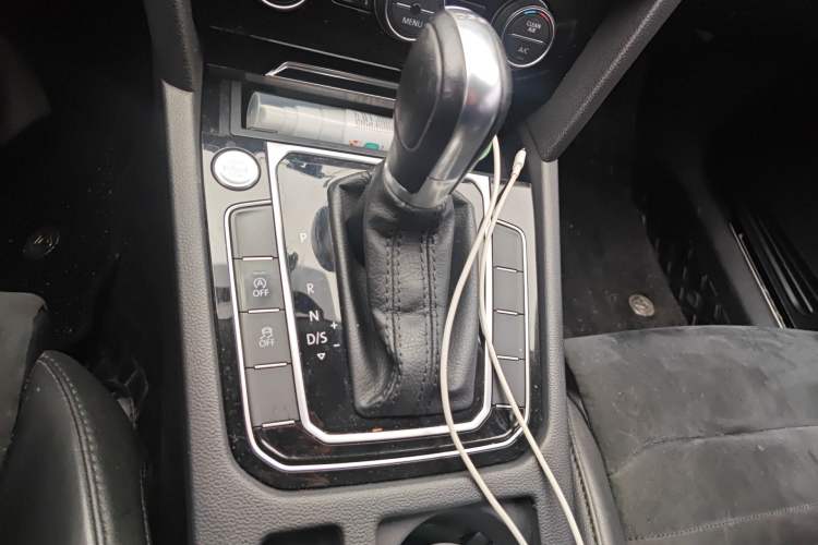 Used Volkswagen Magotan 2018 330TSI DSG Luxury Model Gear Lever