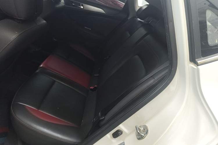 Used CHANGAN Eado 2016 1.6L Manual Junku Model
