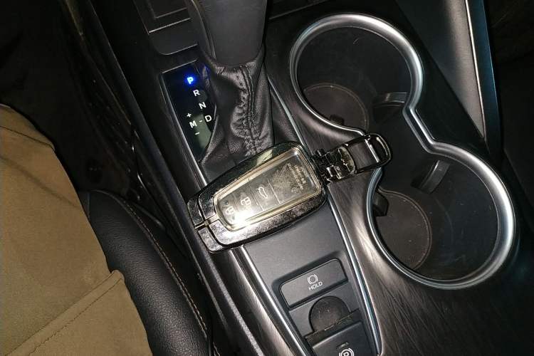 Used Toyota Camry 2021 2.0G Luxury Edition Vehicle Key