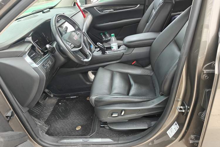 Used Cadillac XT5 2017 Anniversary Edition 25T Luxury Model