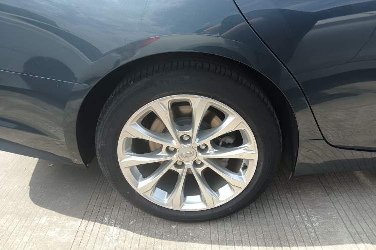 Used Cadillac CT5 2022 28T Luxury Version (Standard Edition) Right Rear Wheel Hub