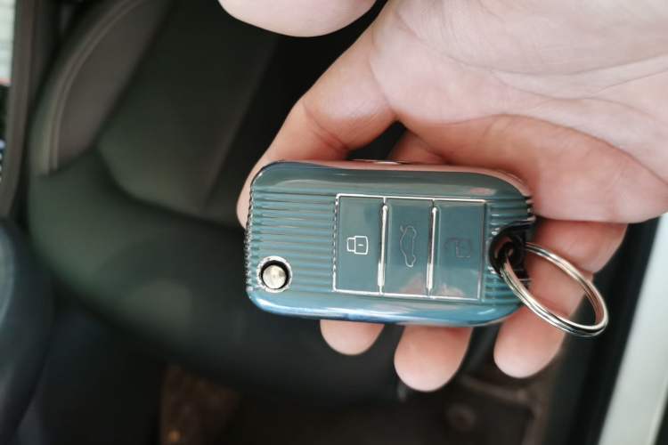 Used Roewe RX8 2019 30T Smart Connectivity Two-Wheel Drive Supreme Flagship Edition