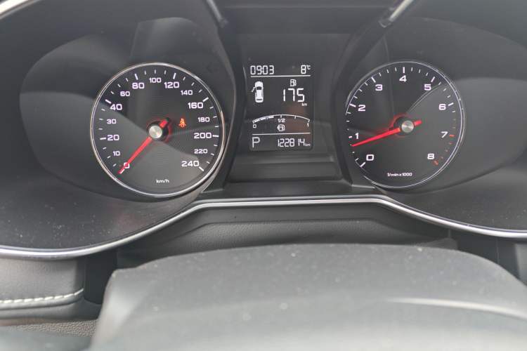 Used MG 6 2017 20T Automatic Luxury Smart Connect Version China V Standard
