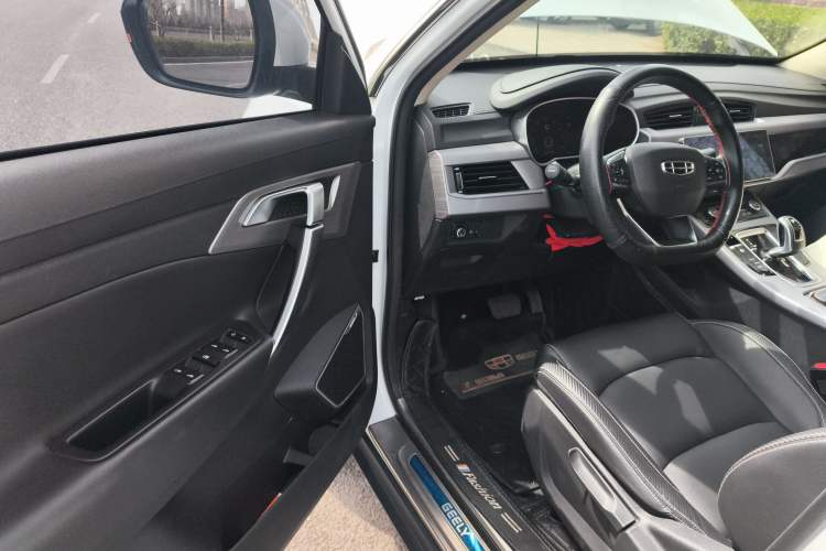 Used Geely Auto Emgrand X7 Sport 2021 Million Edition 1.8TD DCT Two-Wheel Drive Comfort Model