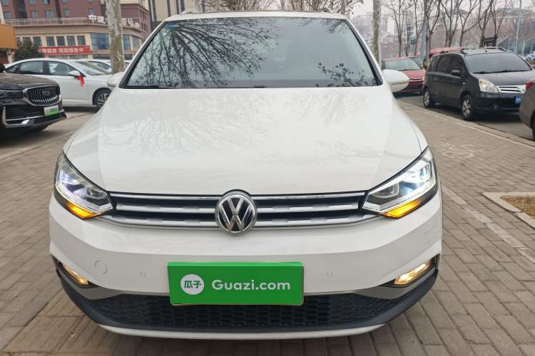 Used Volkswagen Touran 2021 Volkswagen Touran L 280TSI DSG Boundary Edition 7-Seater
