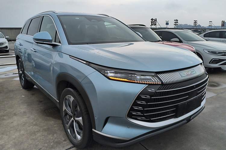 Used BYD Frigate 07 2023 DM-i 100KM Flagship Model
