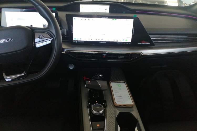 Used Oshan Z6 New Energy 2023 ZhiDian iDD 150KM Flagship PLUS