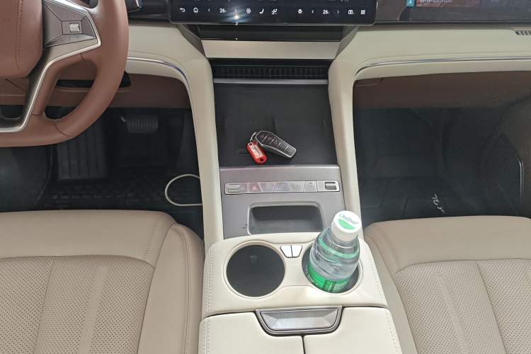 Used BYD Xia 2025 DM-i 1.5T 180km Excellence Model