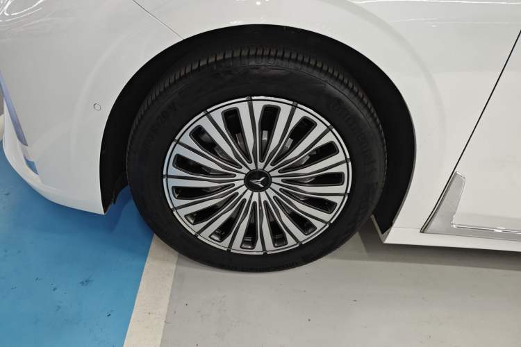 Used VOYAH Dream 2022 0-Emission Edition Dream+ Smart Range Package – 605 km