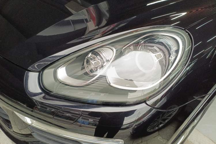 Used Porsche Cayenne 2016 Cayenne Platinum Edition 3.0T