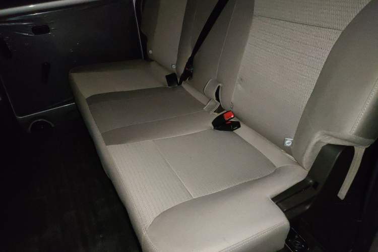 Used Wuling Hongguang V 2022 1.5L Jingqu Edition Electric-Assist LAR