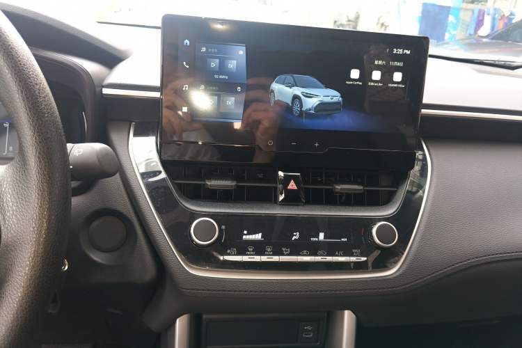 Used Toyota FRONTLANDER 2024 2.0L CVT Elite Edition
