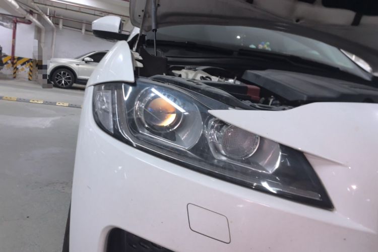 Used Jaguar F-PACE 2018 2.0T Four-Wheel Drive Urban Luxury Edition