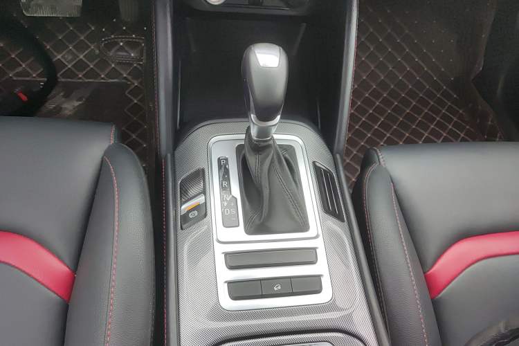 Used Changan CS55 2017 1.5T Automatic Colorful Edition
