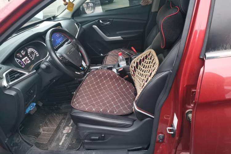 Used Venucia T90 2017 2.0L CVT Smart Edition
