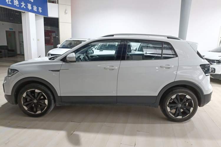 Used Volkswagen Tacqua 2023 200TSI DSG Joy-Connect Edition